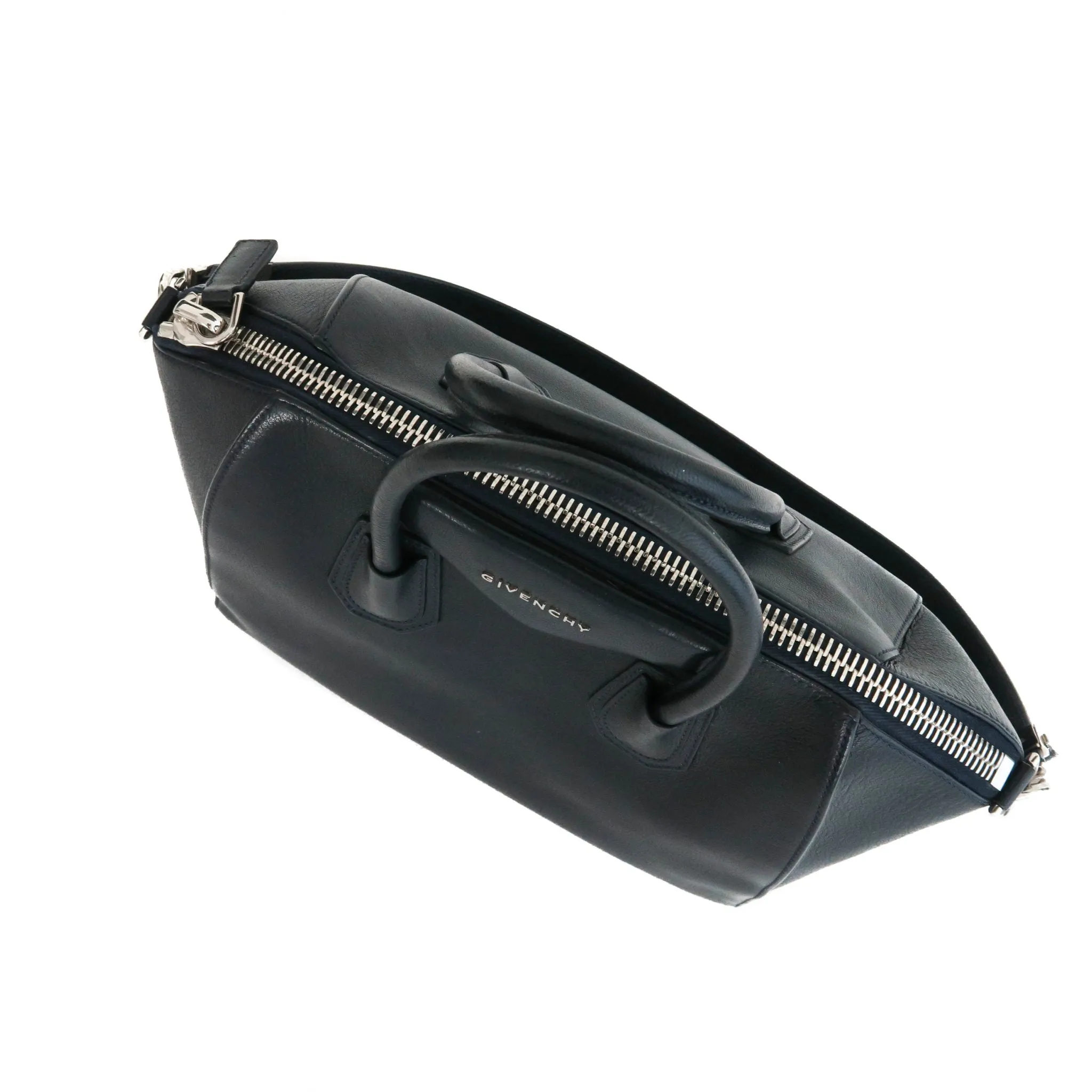 Antigona Medium in Black