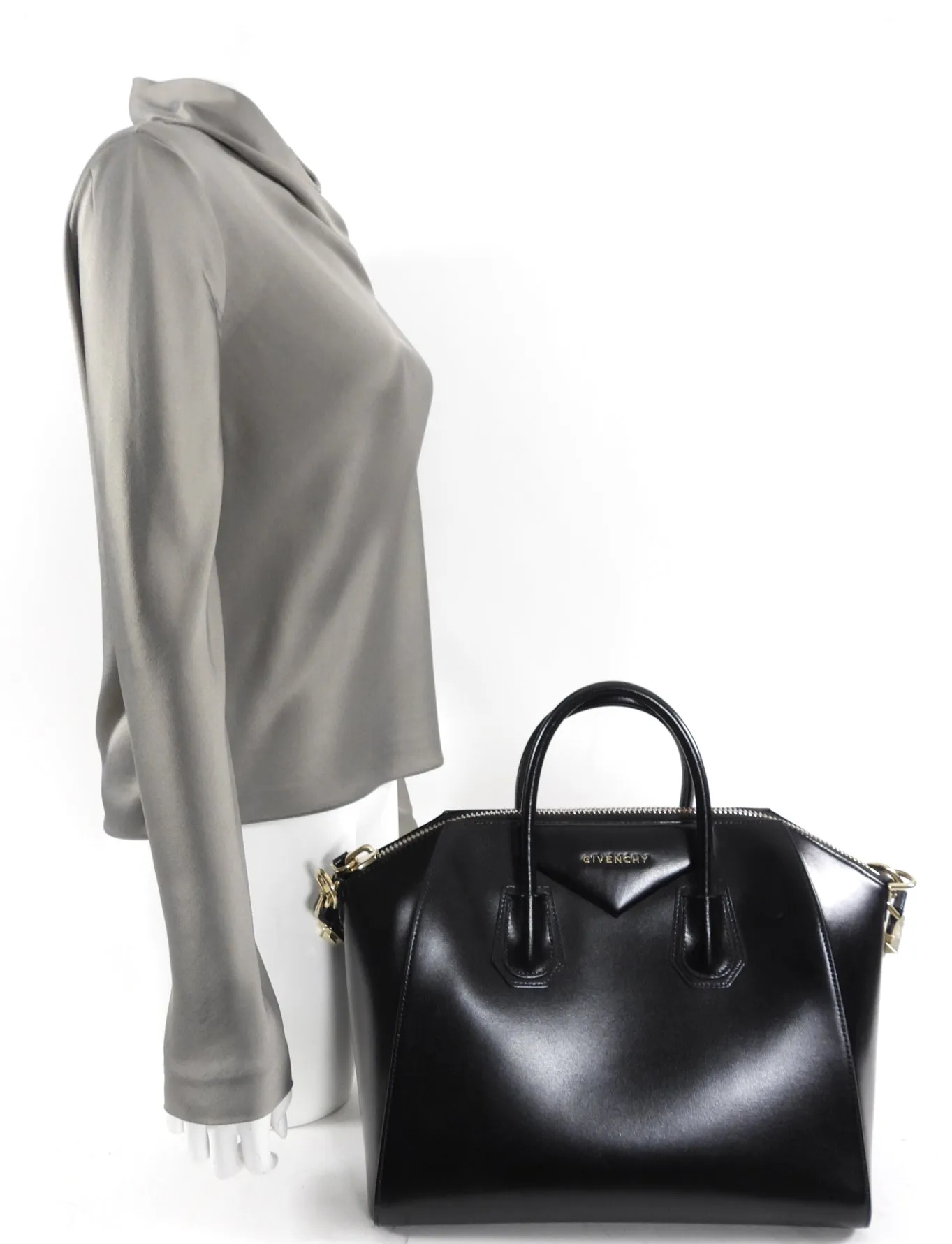 Givenchy Black Antigona Medium Smooth Leather Bag