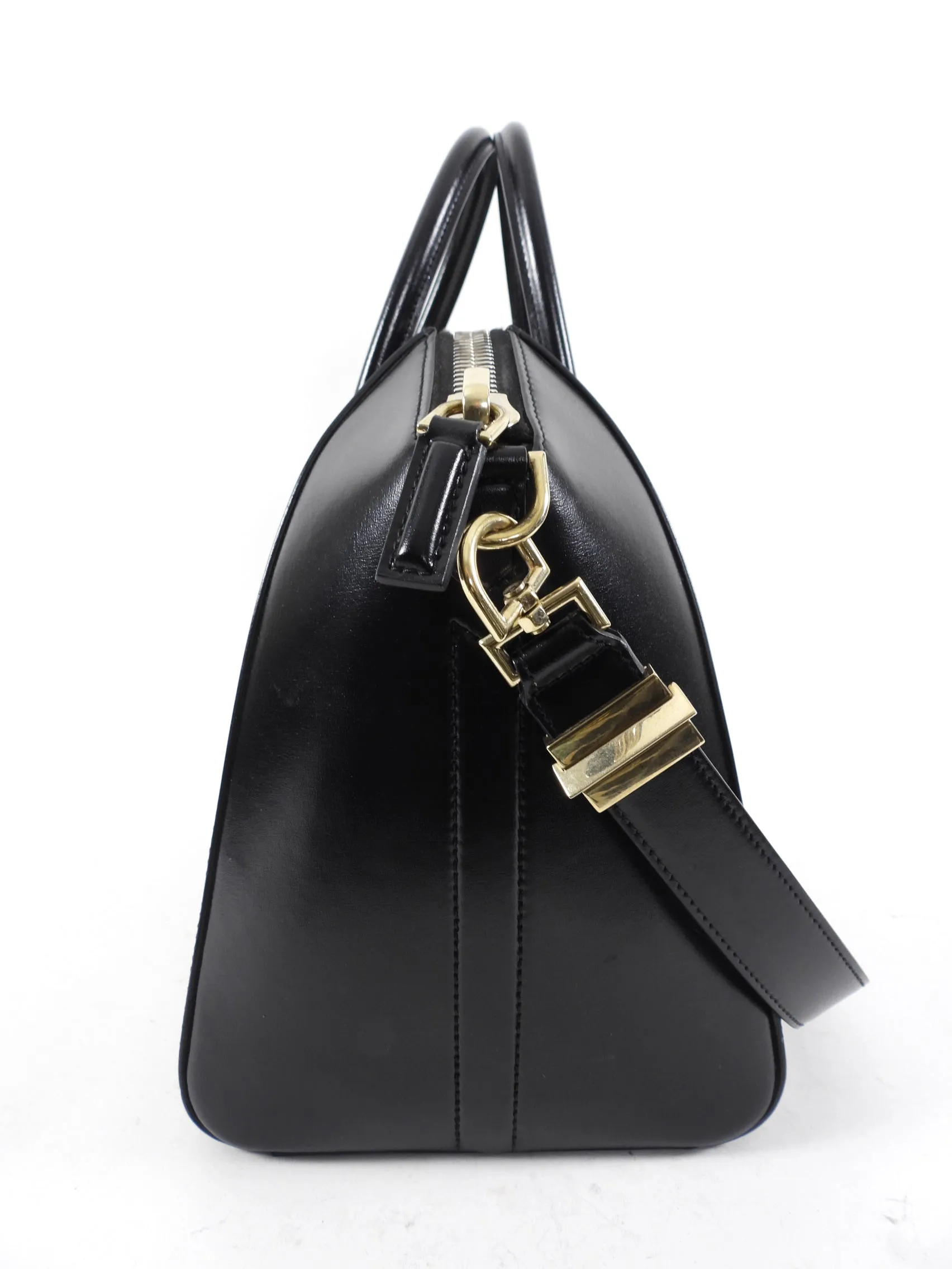 Givenchy Black Antigona Medium Smooth Leather Bag