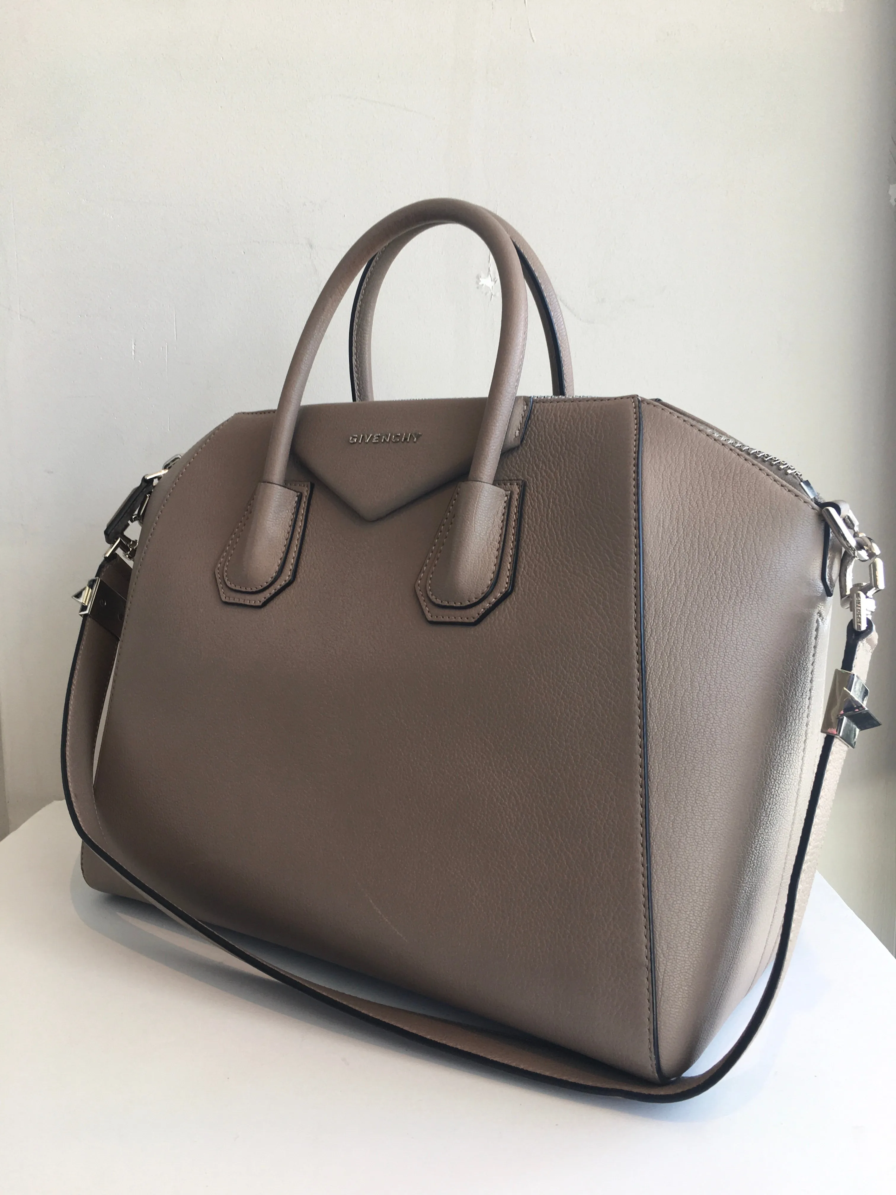 Givenchy Small Antigona Bag