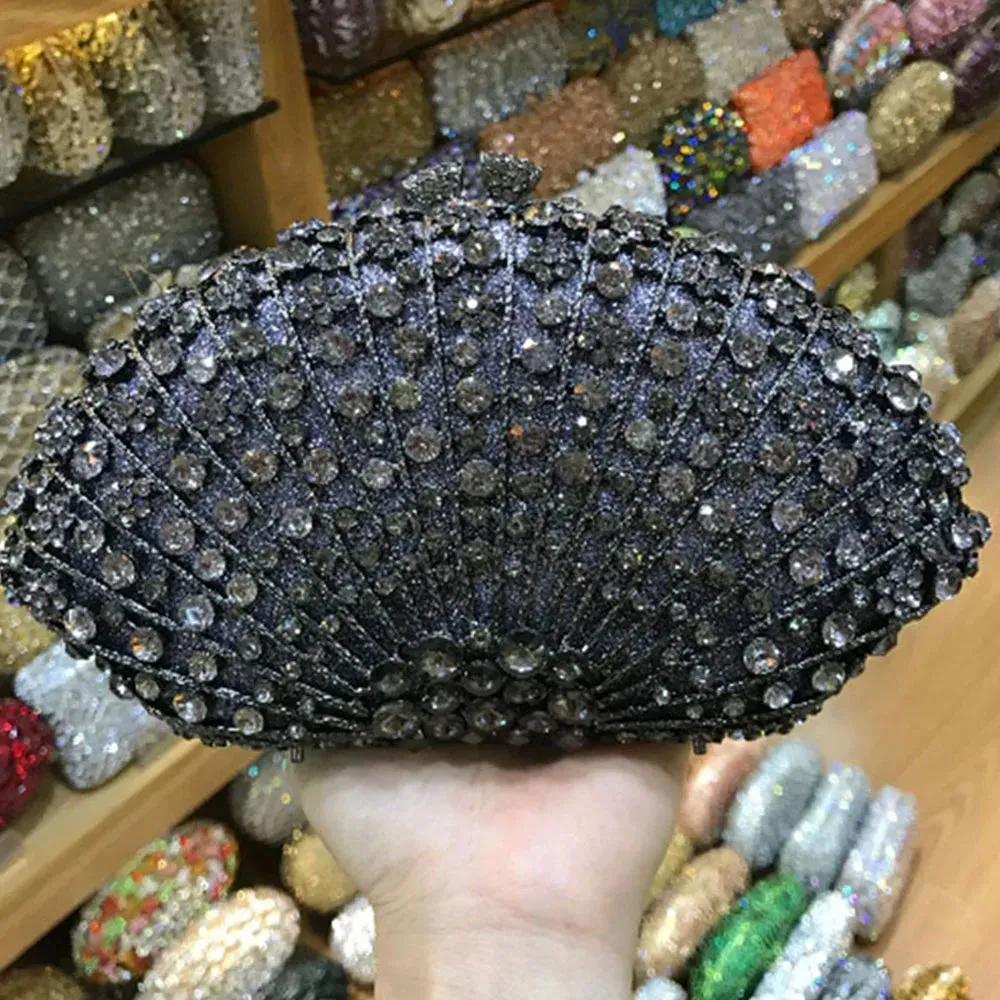 Kumari Clutch