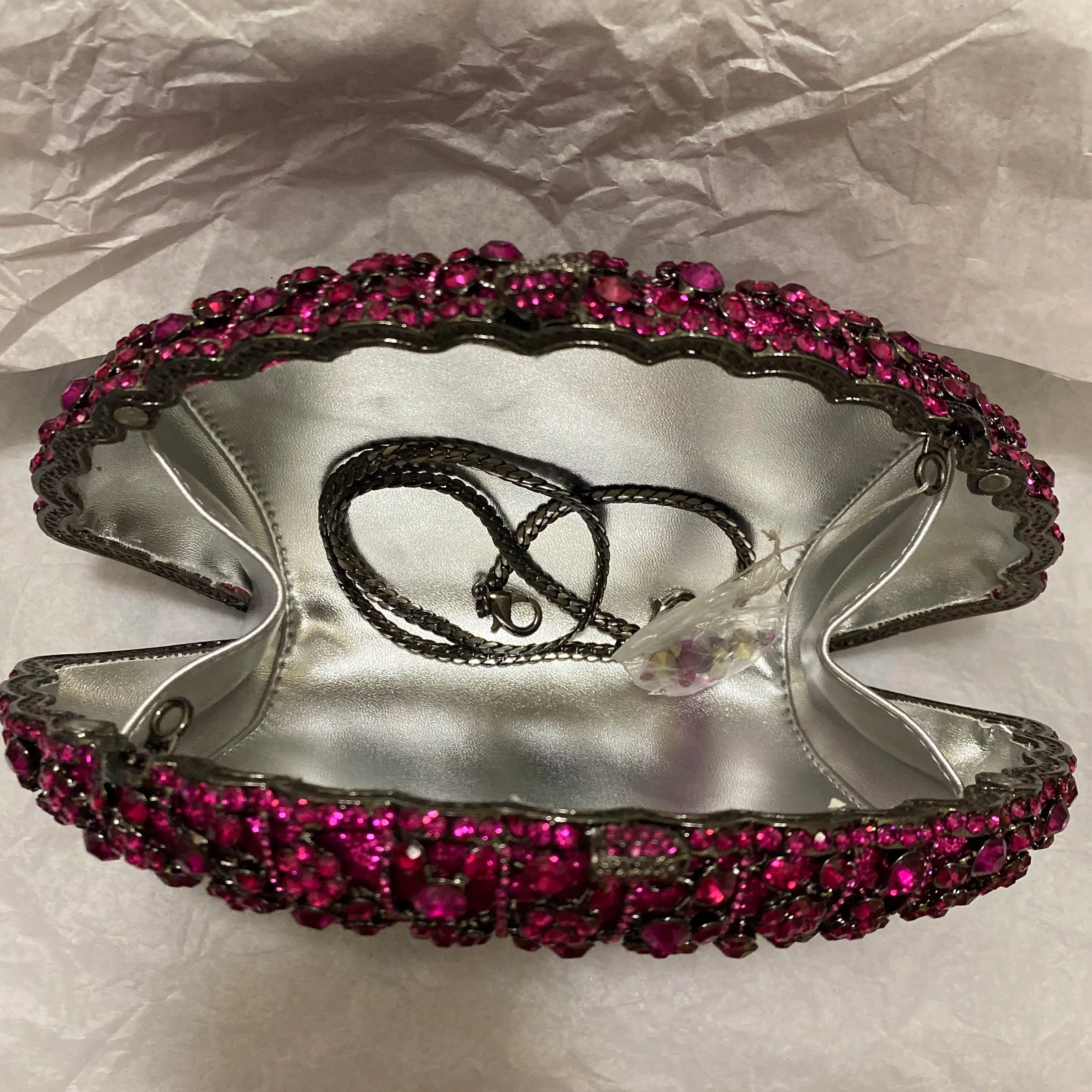 Kumari Clutch