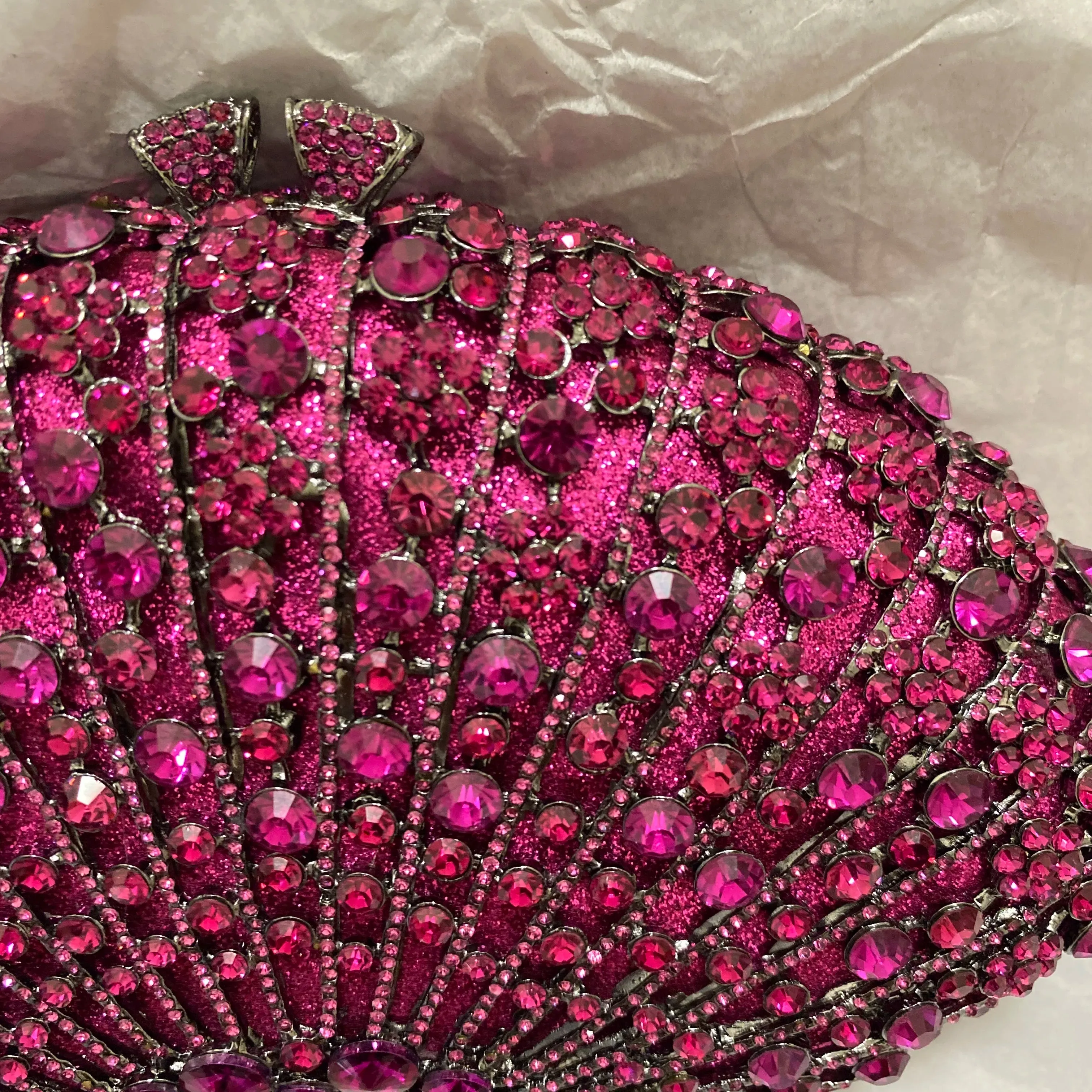 Kumari Clutch