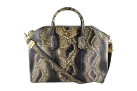 Python Medium Antigona